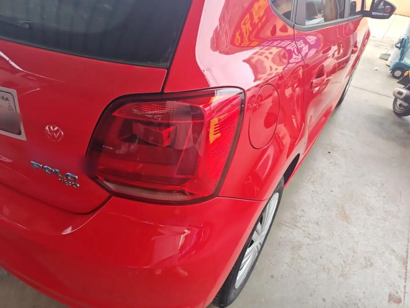 Volkswagen Polo 2016 1.6L Automatic Comfort Model — миниатюра 9