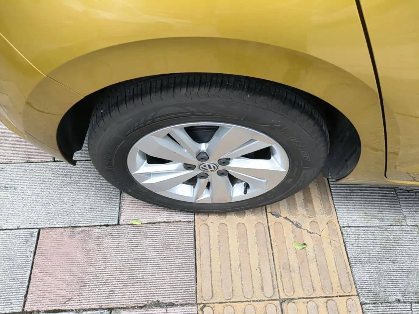 Volkswagen Polo 2019 Plus 1.5L Automatic Panoramic Enjoyment Edition — миниатюра 11