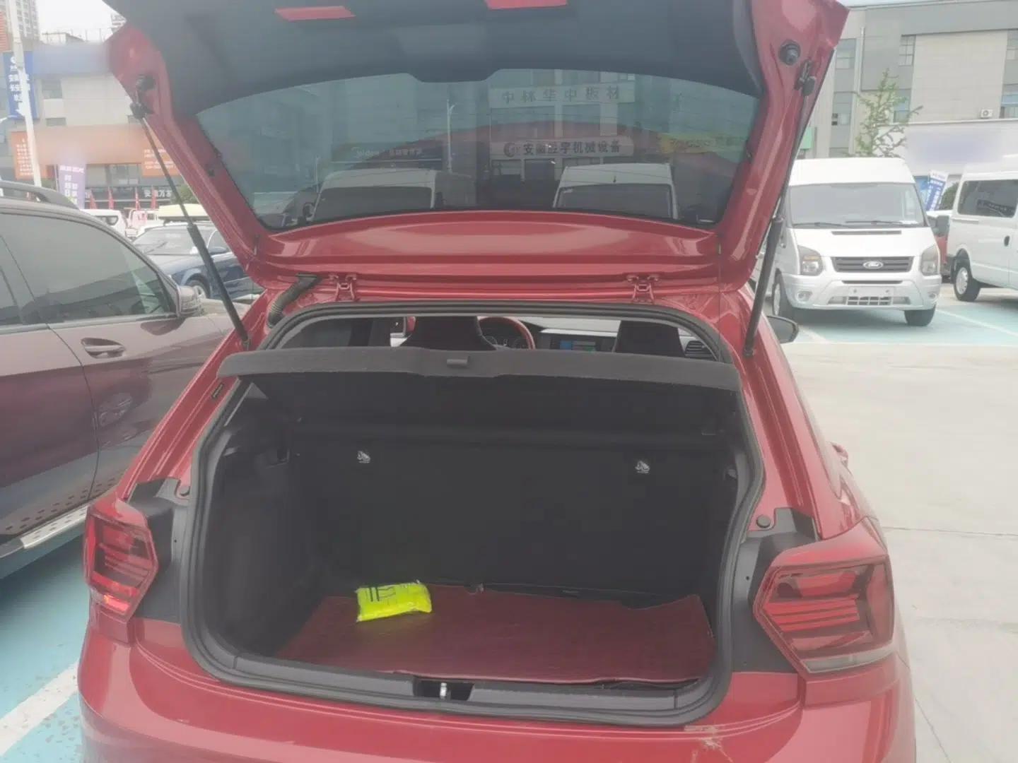 Volkswagen Polo 2019 Plus 1.5L Automatic Panoramic Enjoyment Edition — миниатюра 22