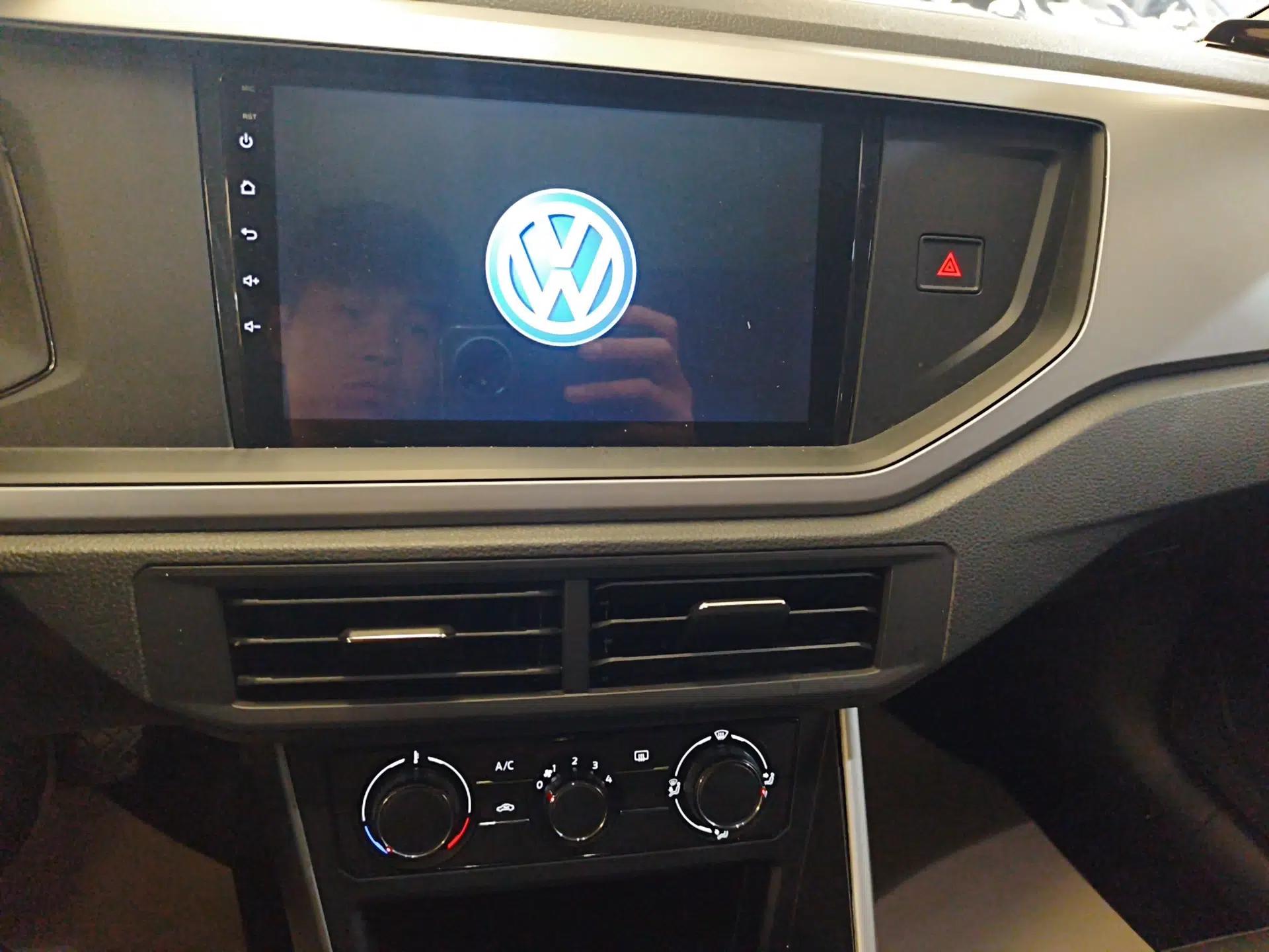 Volkswagen Polo 2019 Plus 1.5L Automatic Panoramic Enjoyment Edition — миниатюра 15