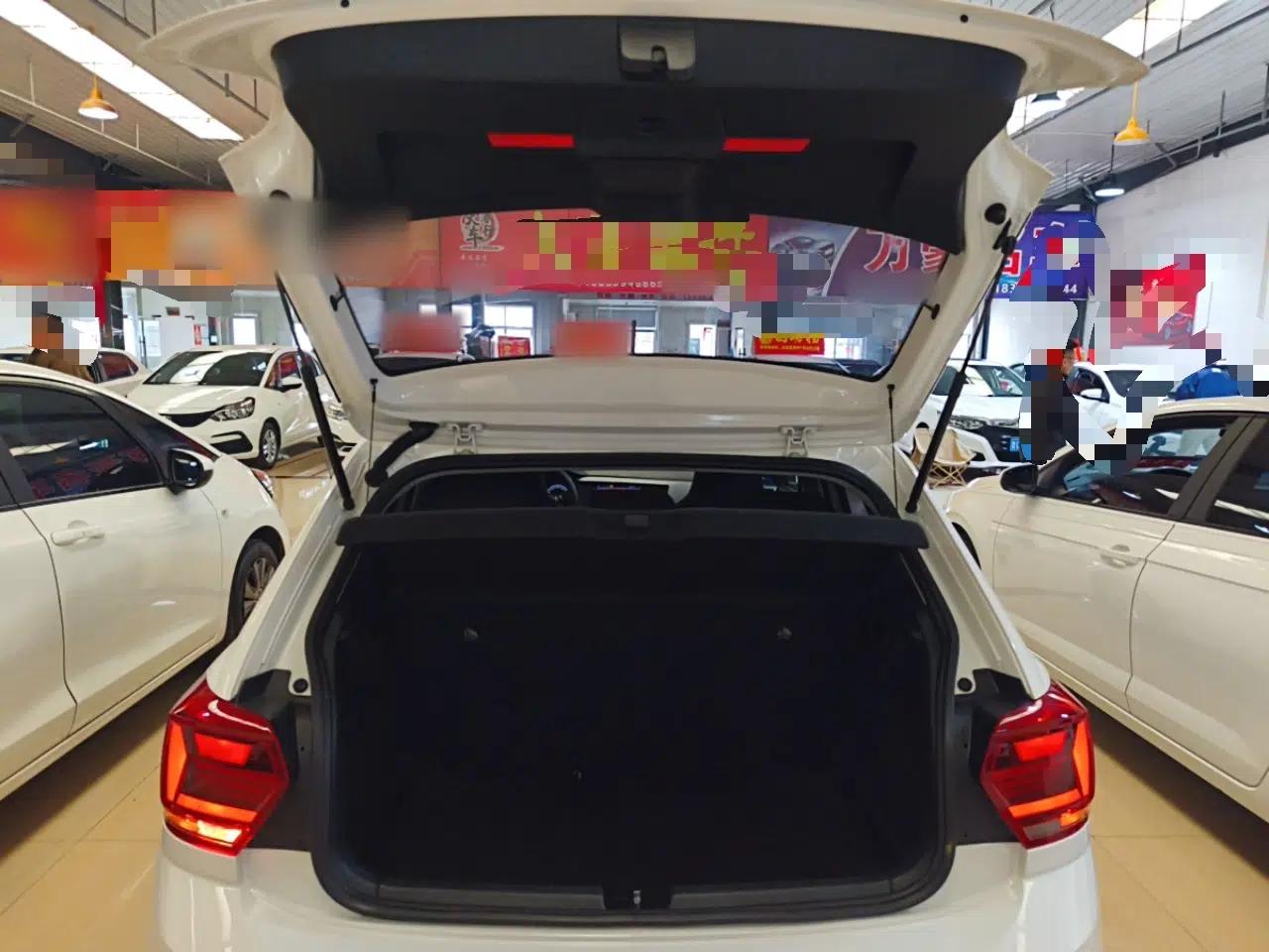 Volkswagen Polo 2019 Plus 1.5L Automatic Panoramic Enjoyment Edition — миниатюра 22