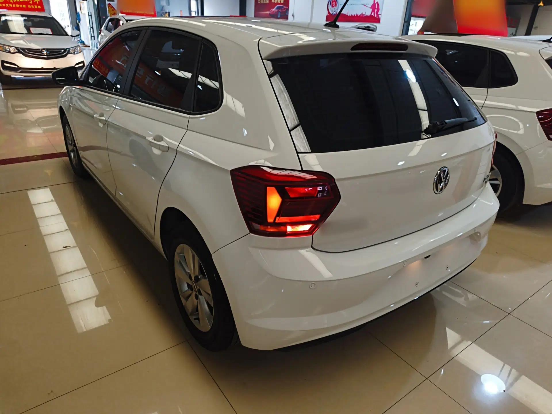 Volkswagen Polo 2019 Plus 1.5L Automatic Panoramic Enjoyment Edition — миниатюра 8