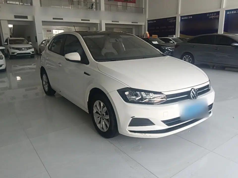 Volkswagen Polo 2021 Plus 1.5L Automatic Colorful Tech Edition — миниатюра 3