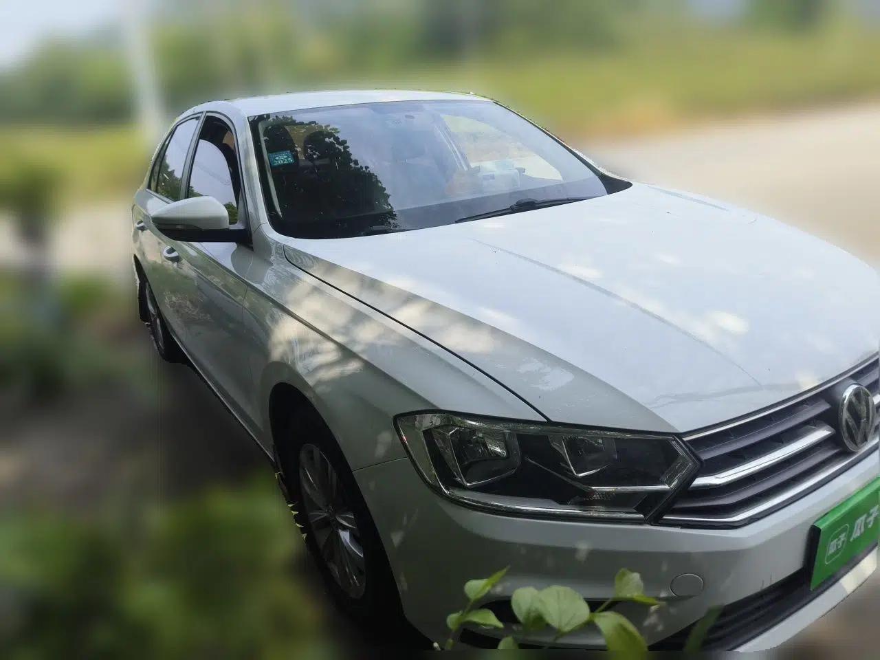 Volkswagen Bora 2018 1.5L Manual Fashion Model — миниатюра 3
