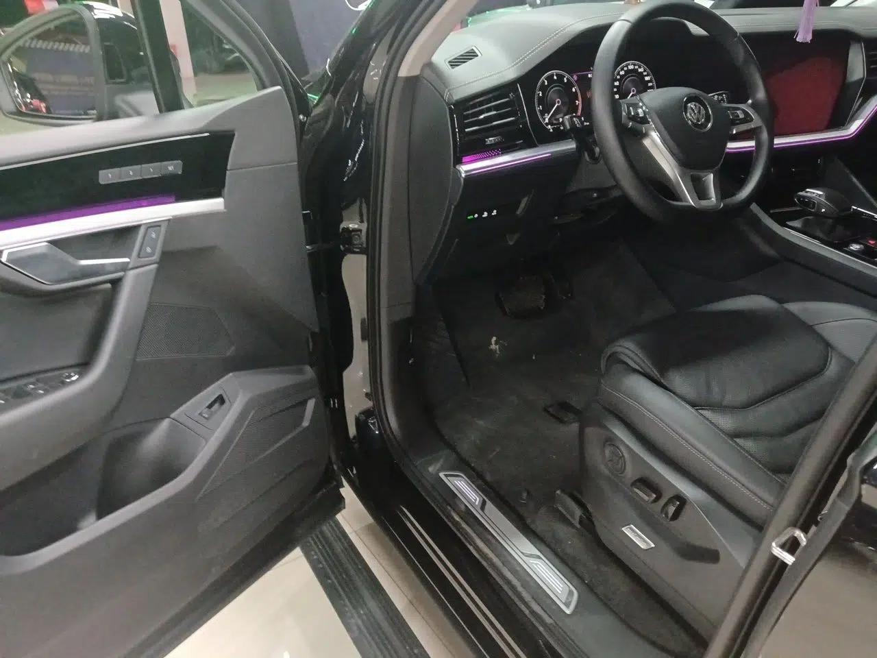 Volkswagen Touareg 2019 3.0 TSI RuiFeng Edition China V Standard — миниатюра 16