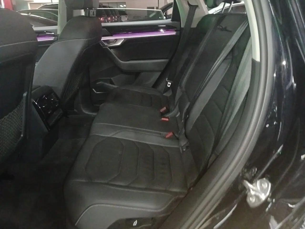 Volkswagen Touareg 2019 3.0 TSI RuiFeng Edition China V Standard — миниатюра 17
