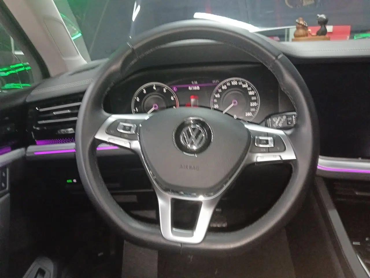 Volkswagen Touareg 2019 3.0 TSI RuiFeng Edition China V Standard — миниатюра 10