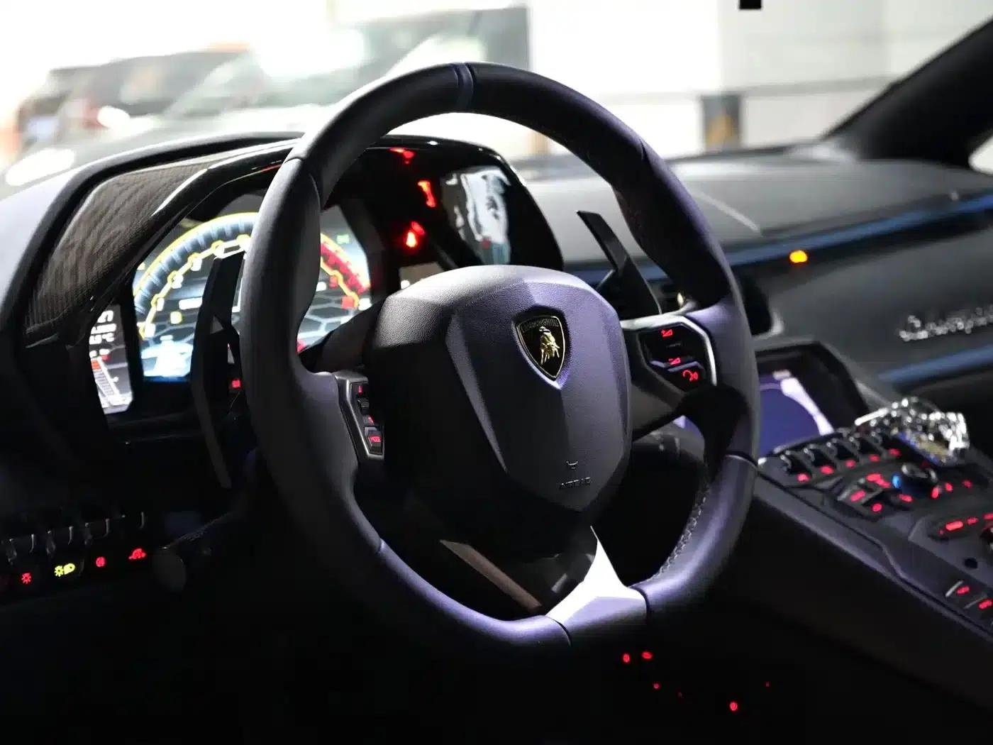 2011 Aventador LP 700-4 — миниатюра 16