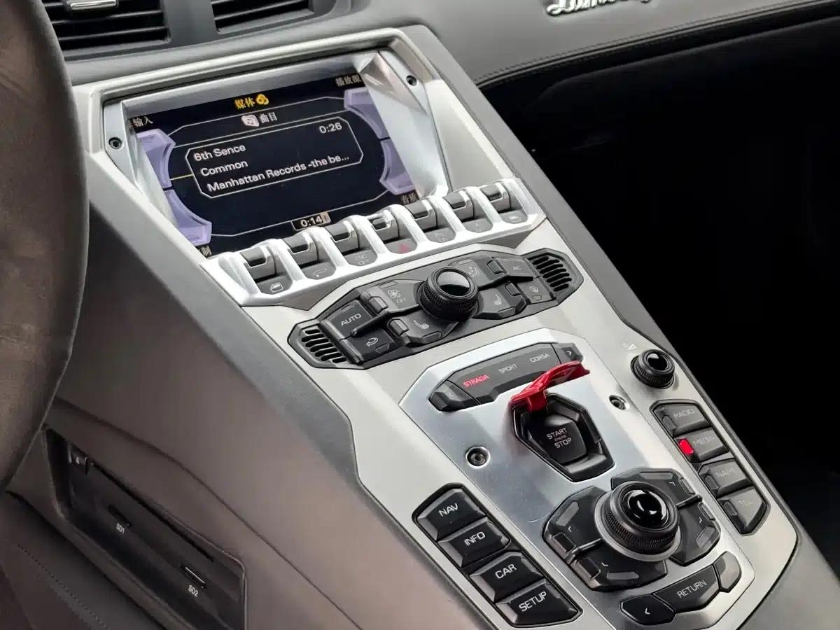 2011 Aventador LP 700-4 — миниатюра 16