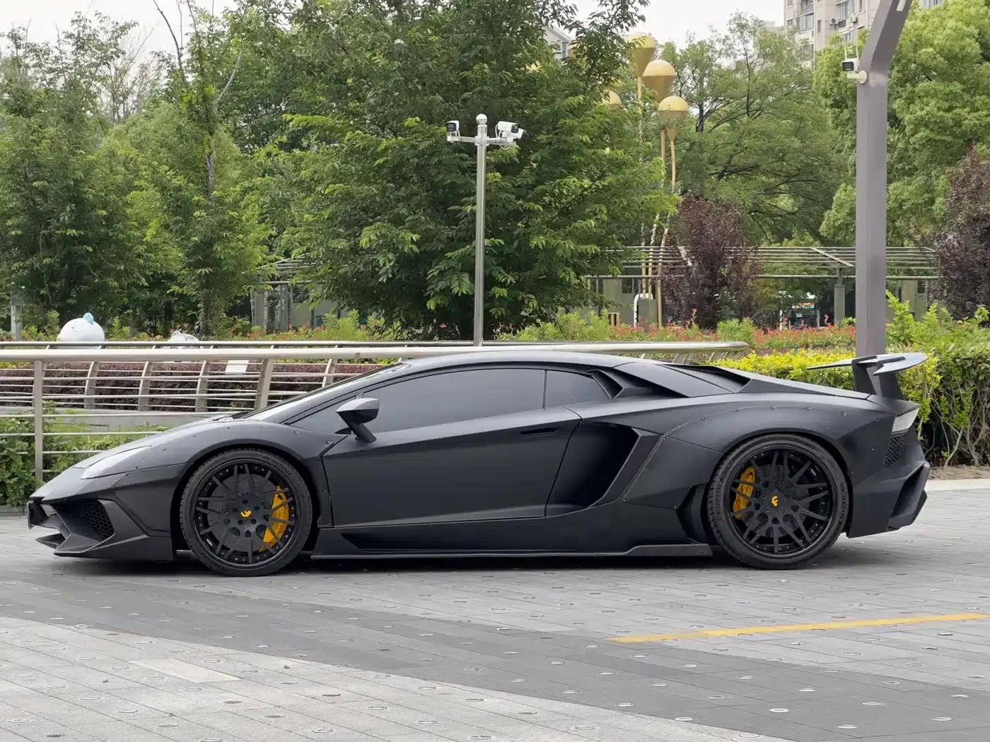 2011 Aventador LP 700-4 — миниатюра 7