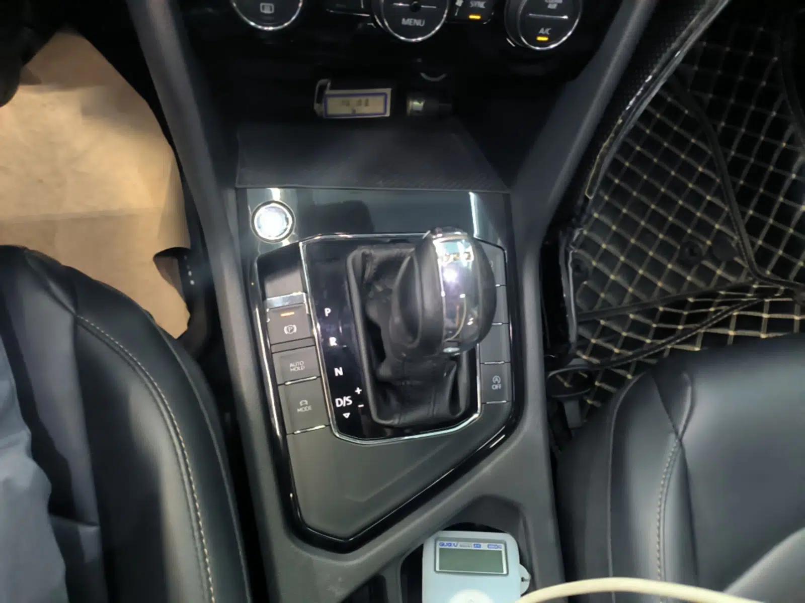 Volkswagen Tharu 2020 330TSI All-Wheel-Drive Luxury Edition China VI Standard — миниатюра 24