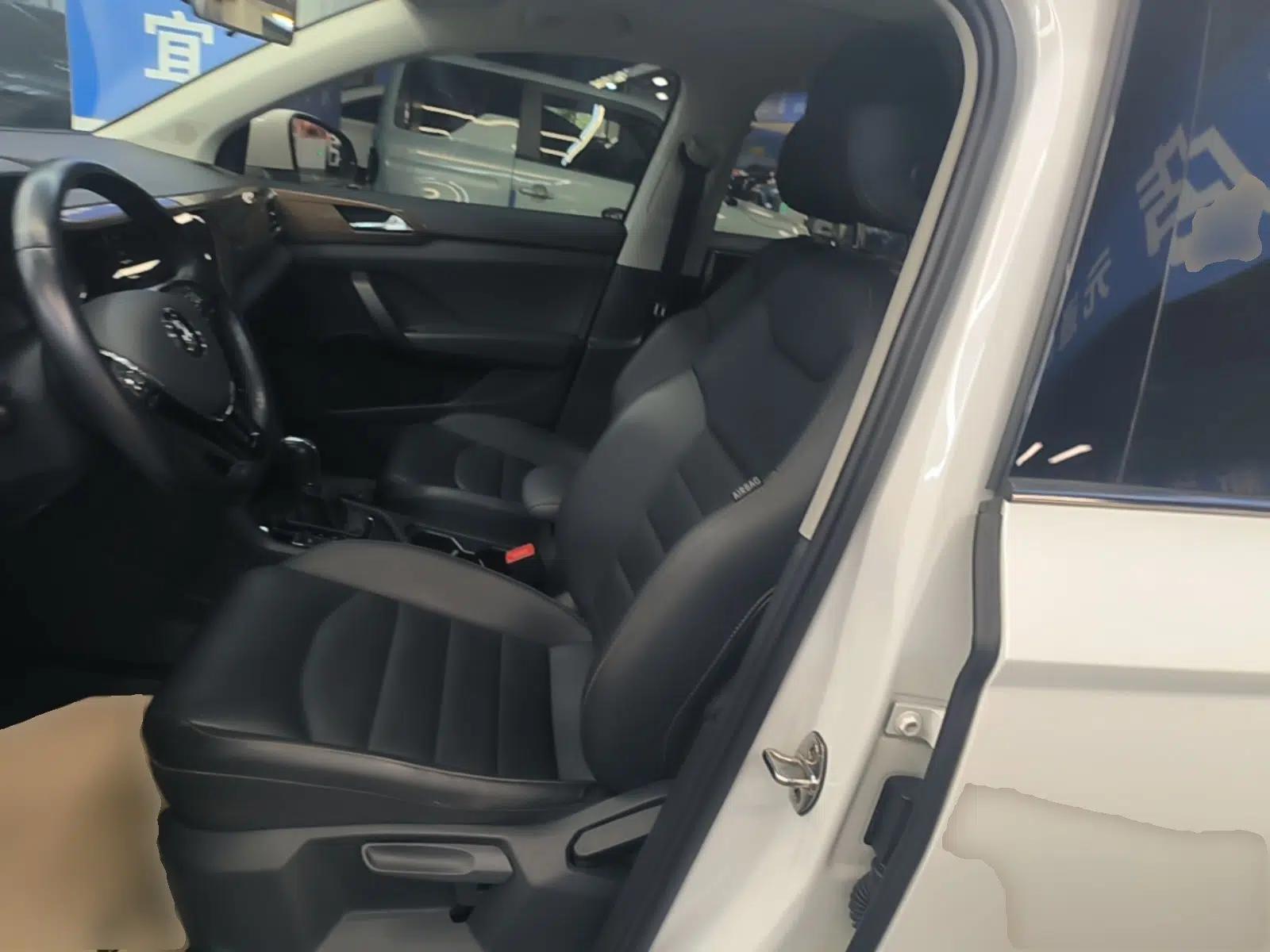 Volkswagen Tharu 2020 330TSI All-Wheel-Drive Luxury Edition China VI Standard — миниатюра 25