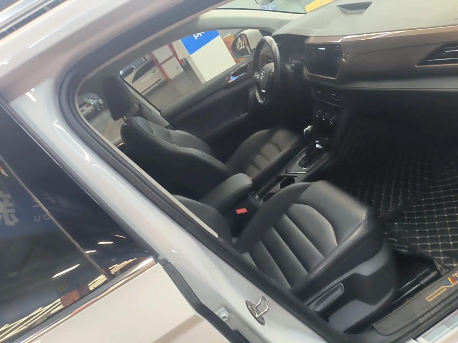 Volkswagen Tharu 2020 330TSI All-Wheel-Drive Luxury Edition China VI Standard — миниатюра 27