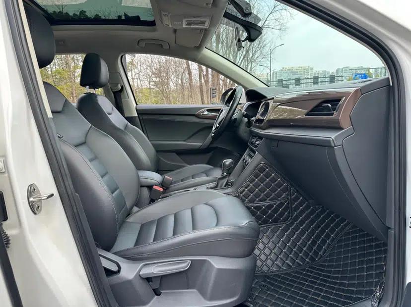 Volkswagen Tharu 2020 330TSI All-Wheel-Drive Luxury Edition China VI Standard — миниатюра 33