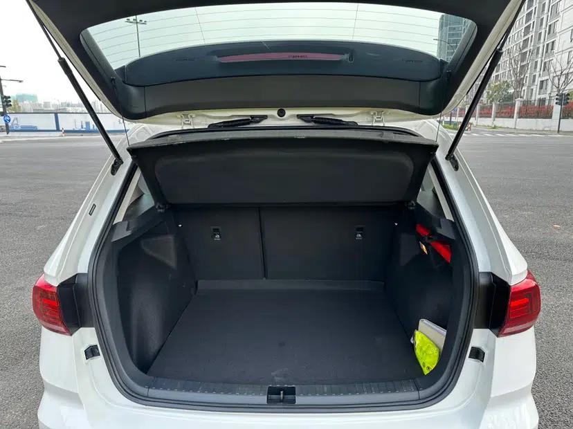 Volkswagen Tharu 2020 330TSI All-Wheel-Drive Luxury Edition China VI Standard — миниатюра 36