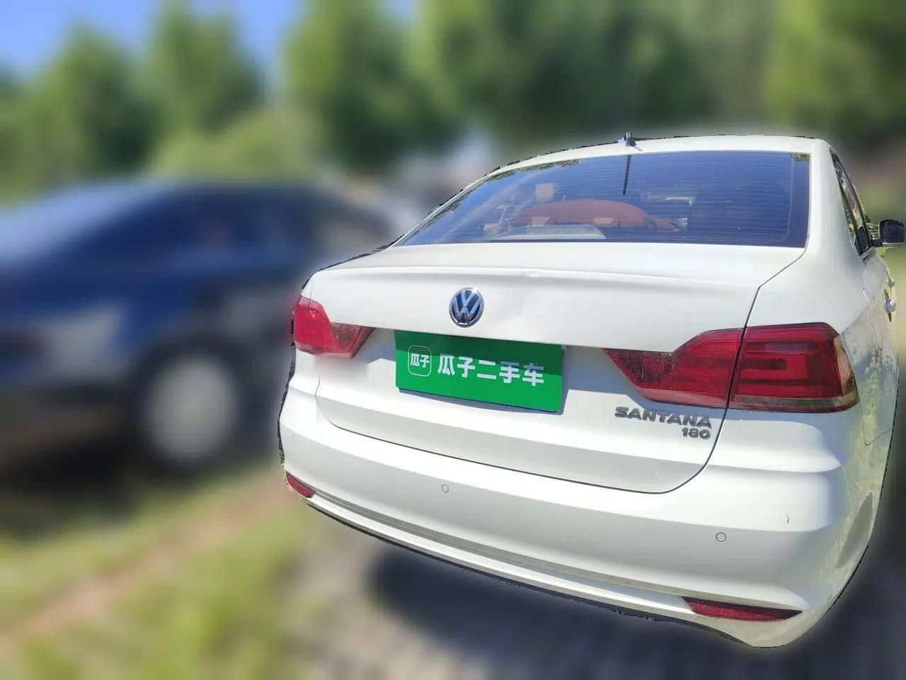 Volkswagen Santana 2016 1.6L Automatic Comfort Edition — миниатюра 5