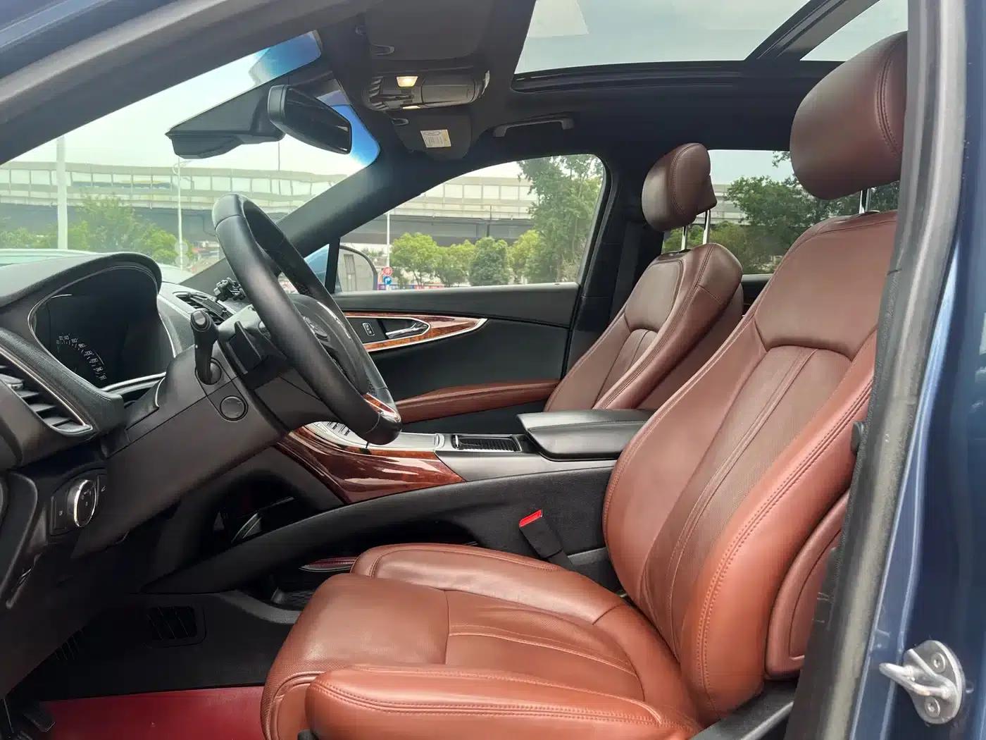 Lincoln MKX 2018 2.7T AWD Presidential Series — миниатюра 13
