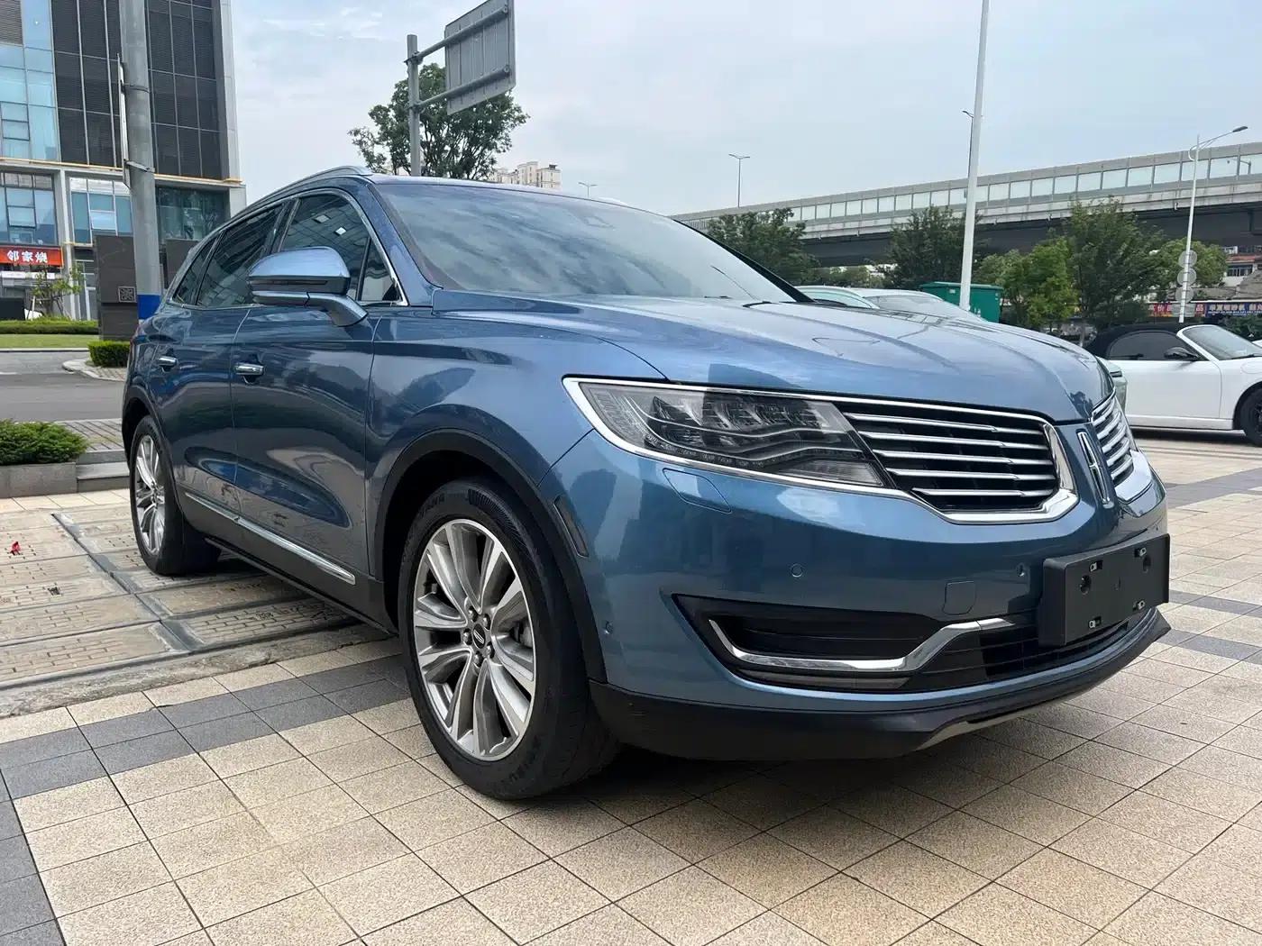 Lincoln MKX 2018 2.7T AWD Presidential Series — миниатюра 3