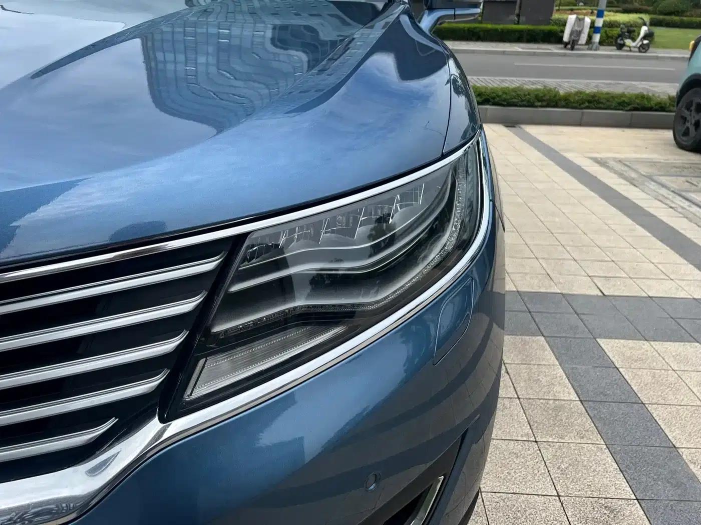 Lincoln MKX 2018 2.7T AWD Presidential Series — миниатюра 4