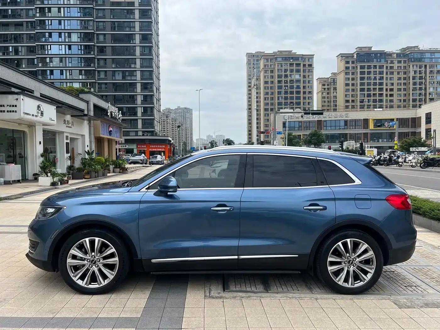 Lincoln MKX 2018 2.7T AWD Presidential Series — миниатюра 5