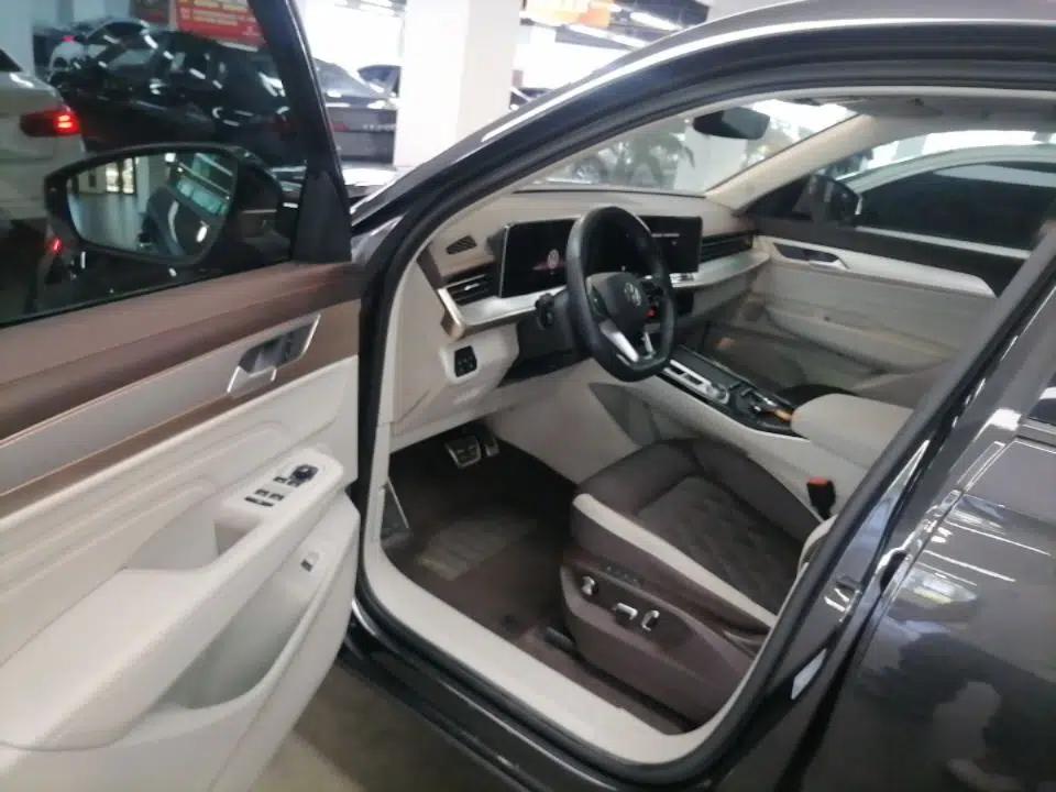 Volkswagen Tavendor 2023 380TSI Four-Wheel Drive R-Line Cruise Edition — миниатюра 18