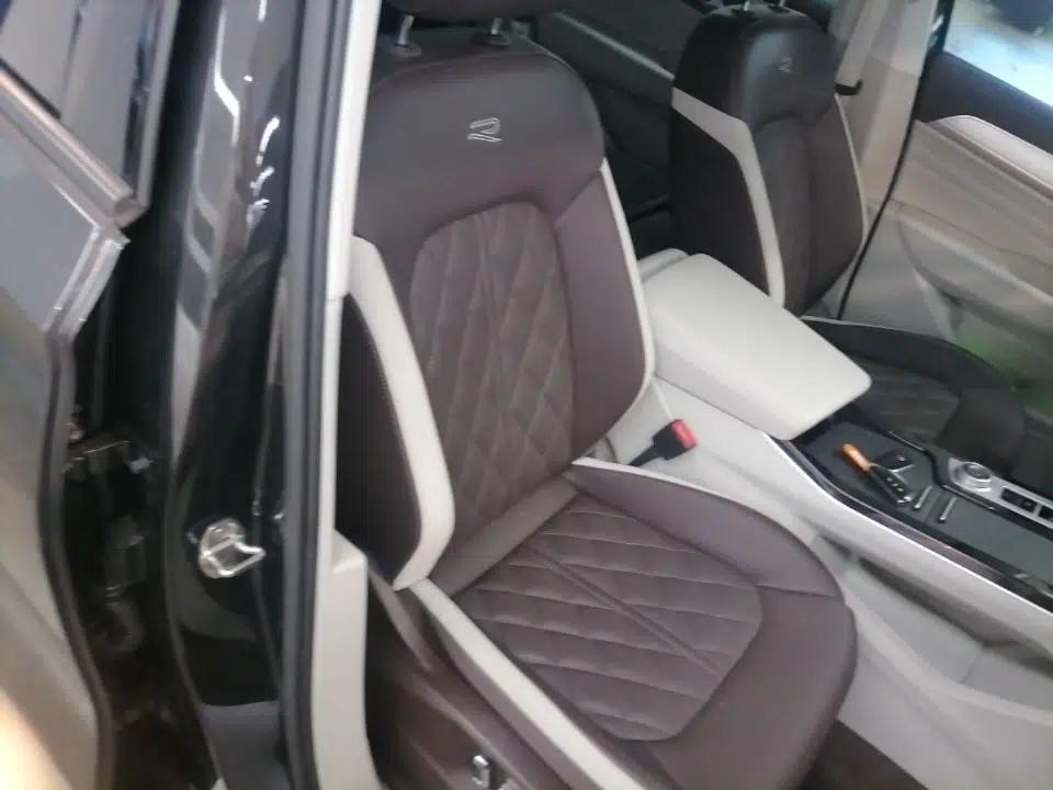 Volkswagen Tavendor 2023 380TSI Four-Wheel Drive R-Line Cruise Edition — миниатюра 19