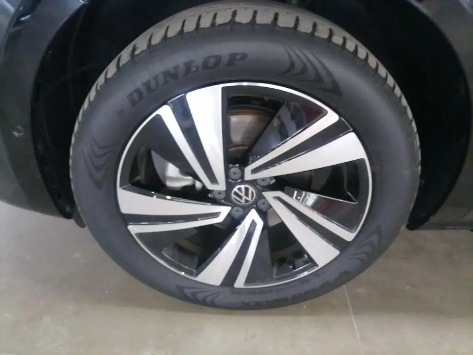 Volkswagen Tavendor 2023 380TSI Four-Wheel Drive R-Line Cruise Edition — миниатюра 10