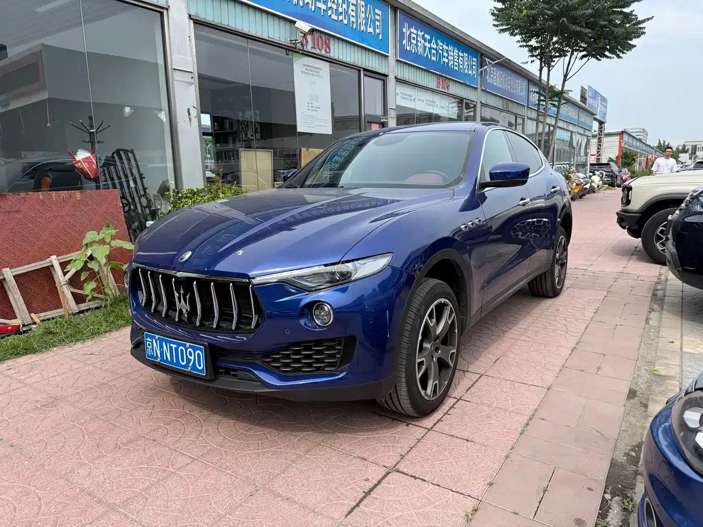2020 Levante 3.0T Standard Edition — миниатюра 1