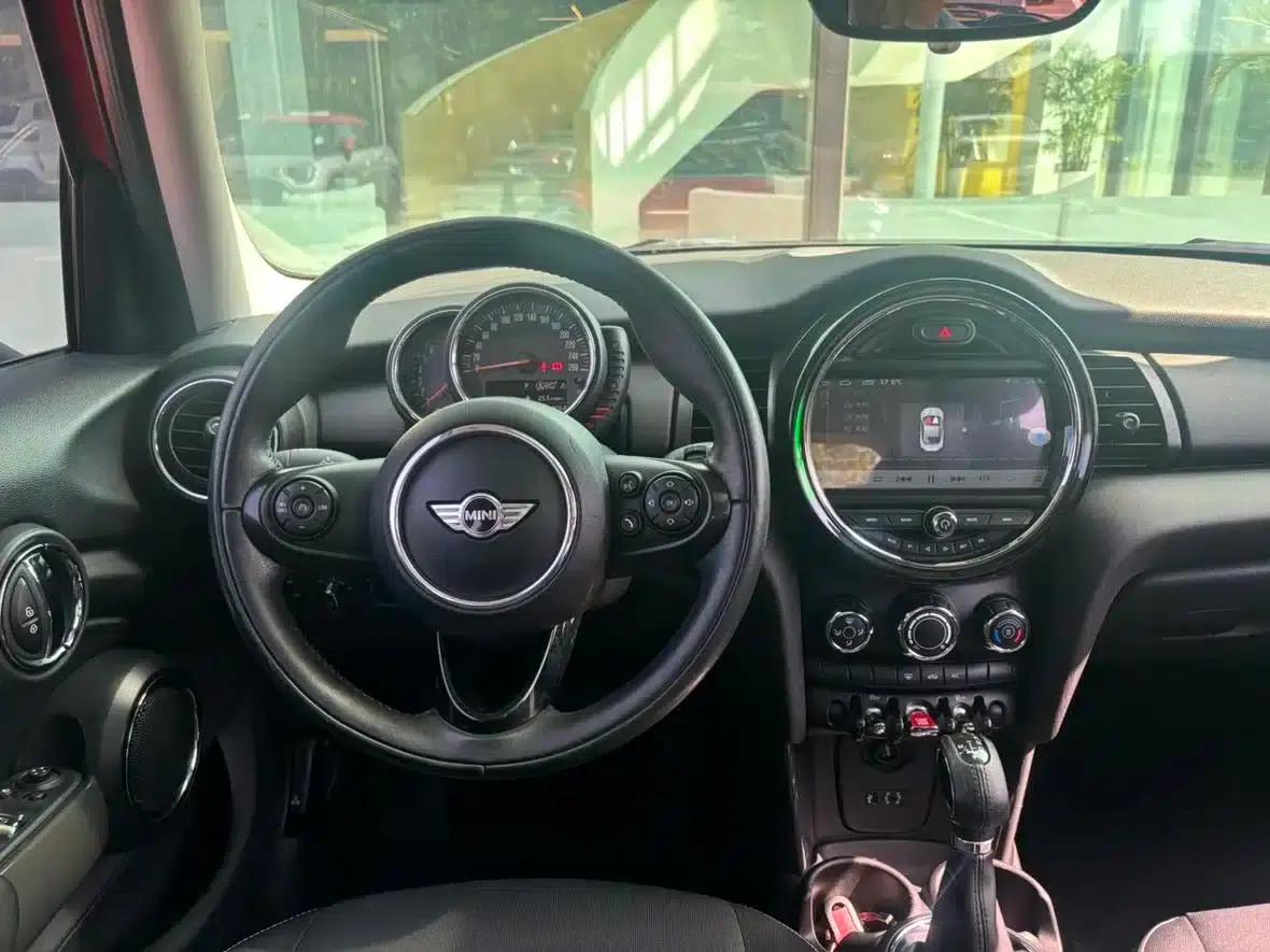 2016 MINI 1.2T ONE Avant-garde 5-Door Edition — миниатюра 8