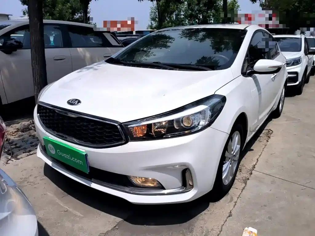 Kia K3 2016 1.6L Manual GLS — миниатюра 3