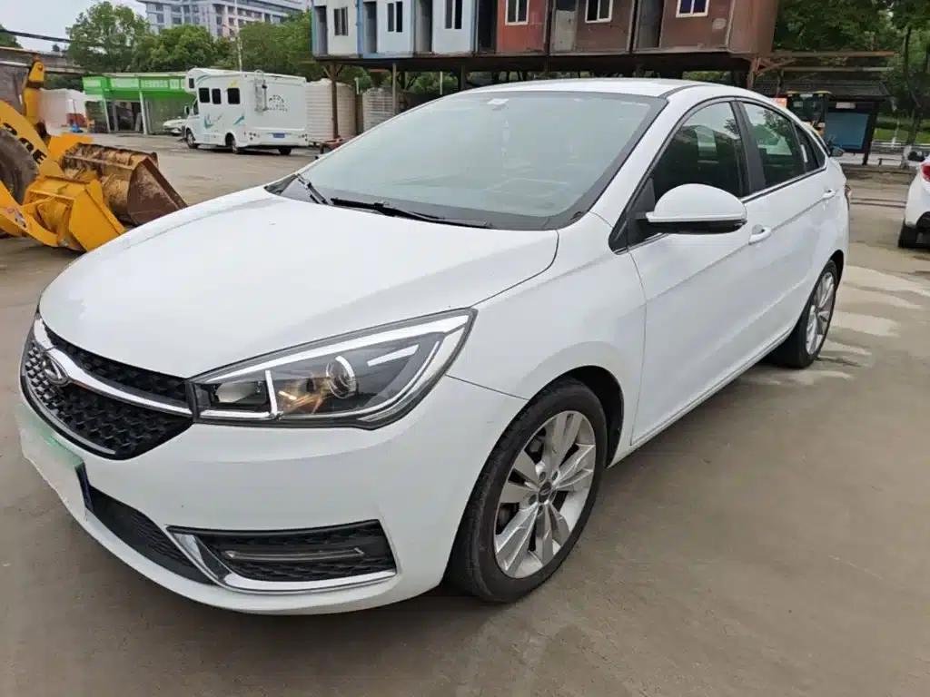 Chery Arrizo 5 2016 1.5L Manual Trendsetter Edition — миниатюра 1