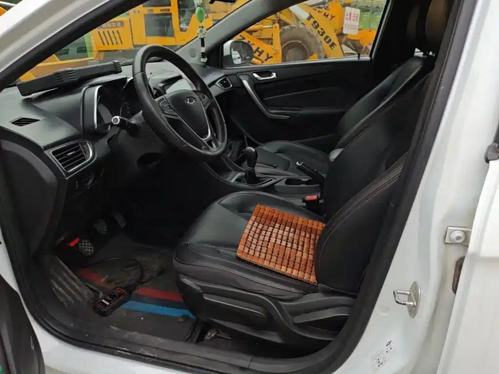 Chery Arrizo 5 2016 1.5L Manual Trendsetter Edition — миниатюра 15