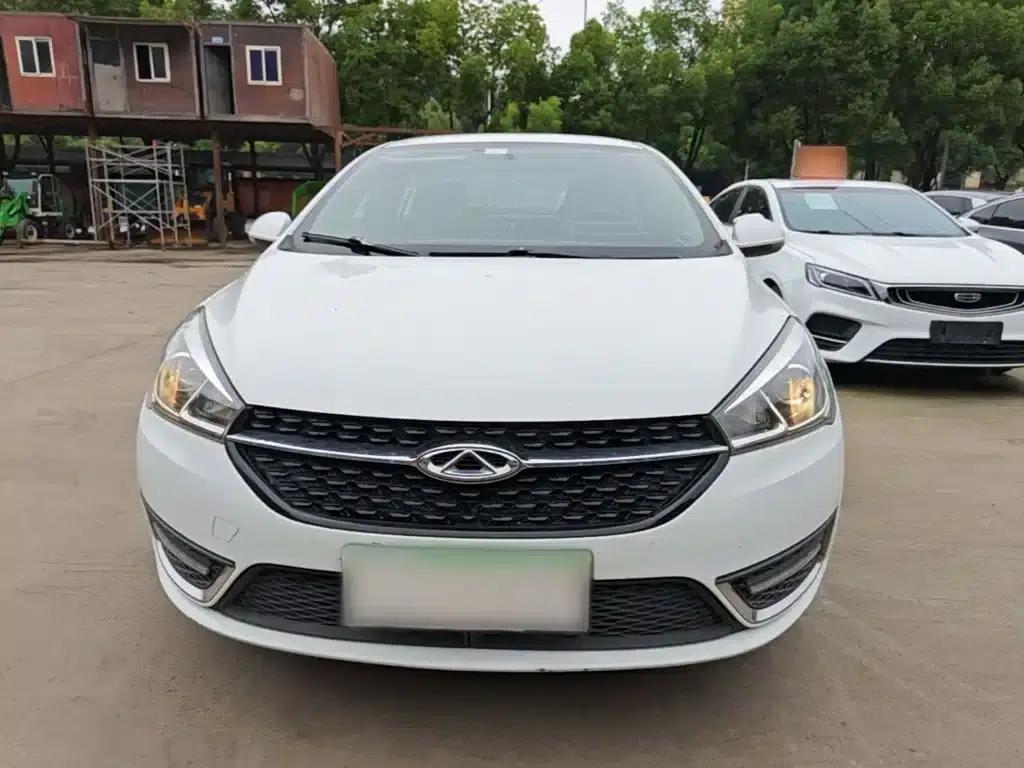 Chery Arrizo 5 2016 1.5L Manual Trendsetter Edition — миниатюра 3