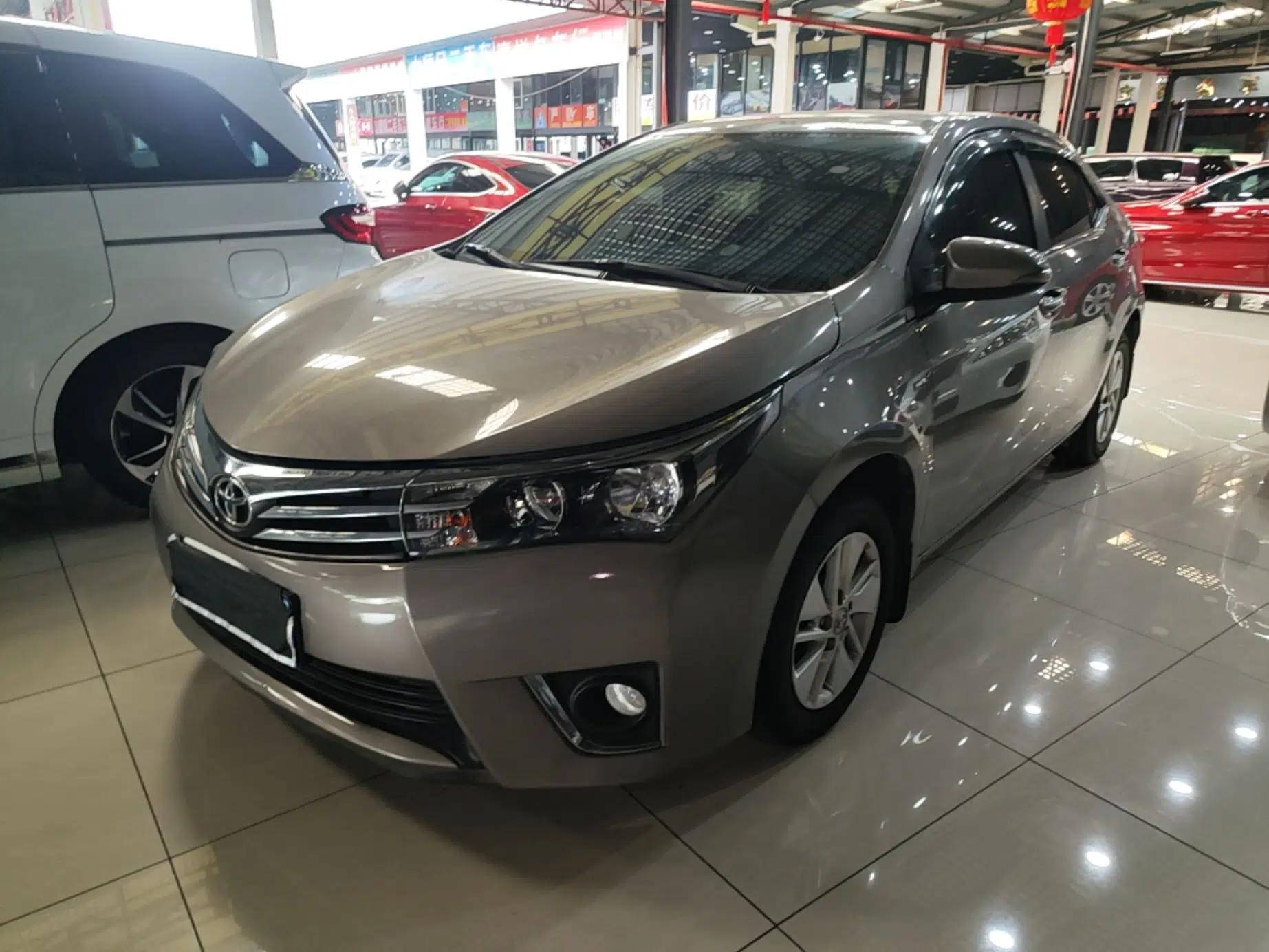 Toyota Corolla 2014 1.6L CVT GL — миниатюра 1