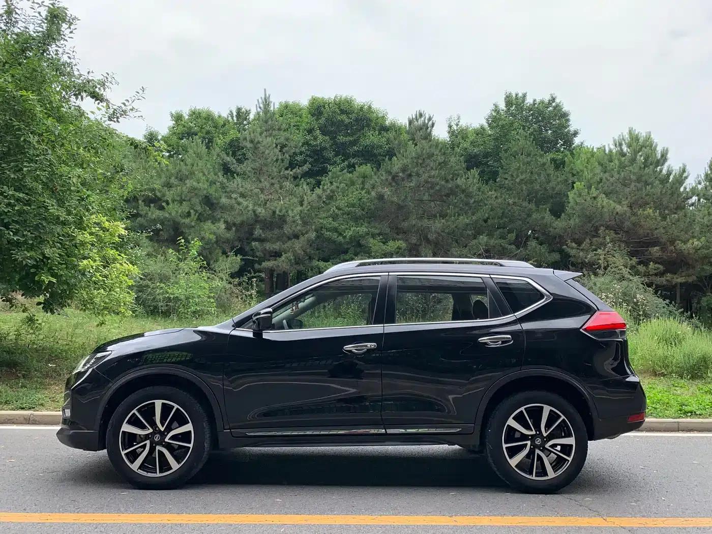 Nissan X-Trail 2017 2.5L CVT Supreme Edition 4WD — миниатюра 3