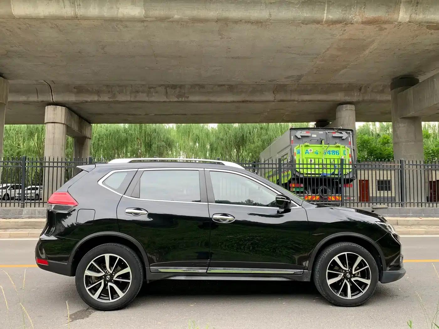 Nissan X-Trail 2017 2.5L CVT Supreme Edition 4WD — миниатюра 6