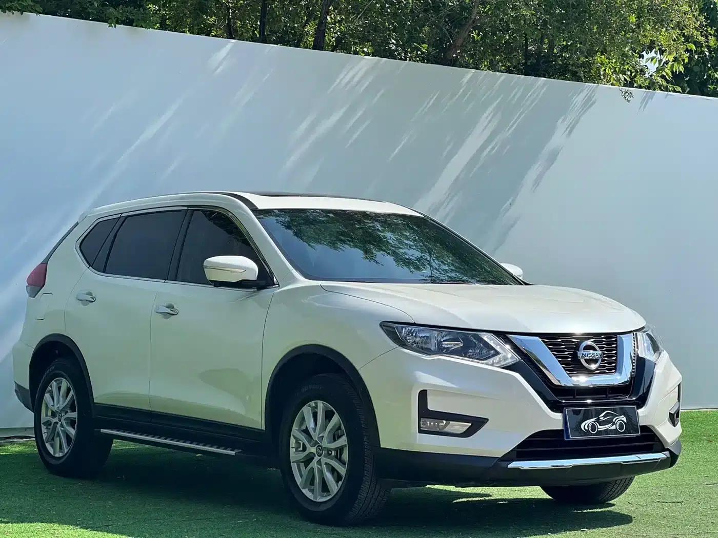 Nissan X-Trail 2022 2.0L 2WD Intelligent Comfort Edition — миниатюра 3