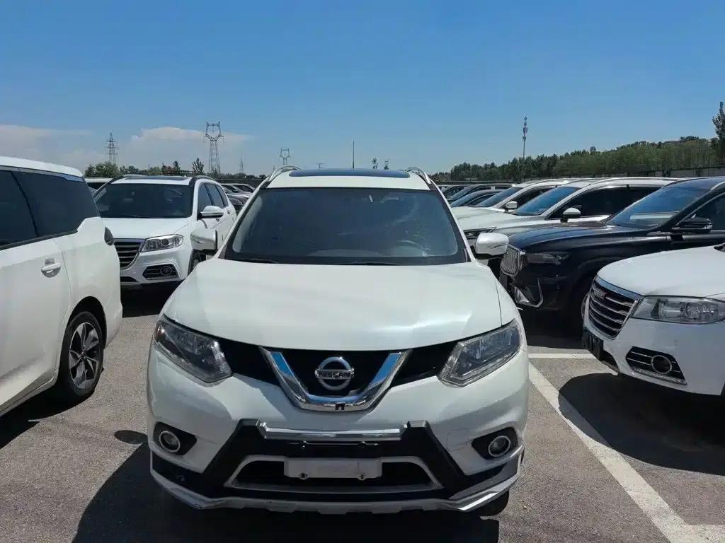 Nissan X-Trail 2015 2.0L CVT Comfort MAX Edition 2WD — миниатюра 3