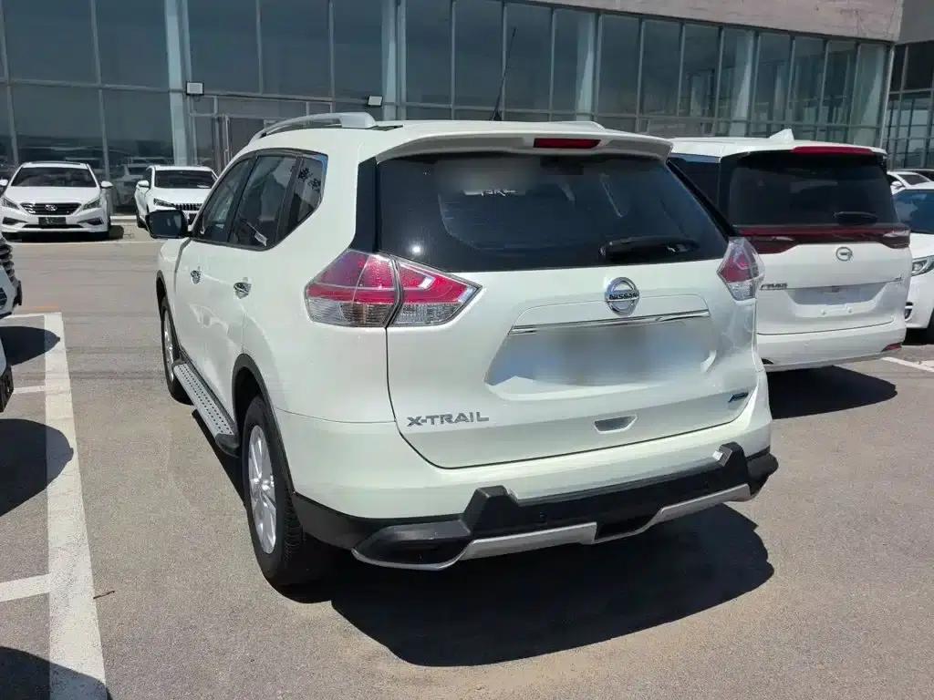 Nissan X-Trail 2015 2.0L CVT Comfort MAX Edition 2WD — миниатюра 5