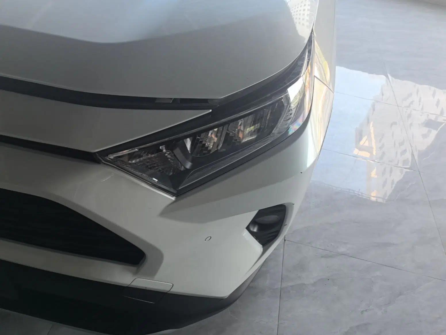 Toyota RAV4 2021 2.0L CVT Two-Wheel Drive Fashion PLUS Edition — миниатюра 8