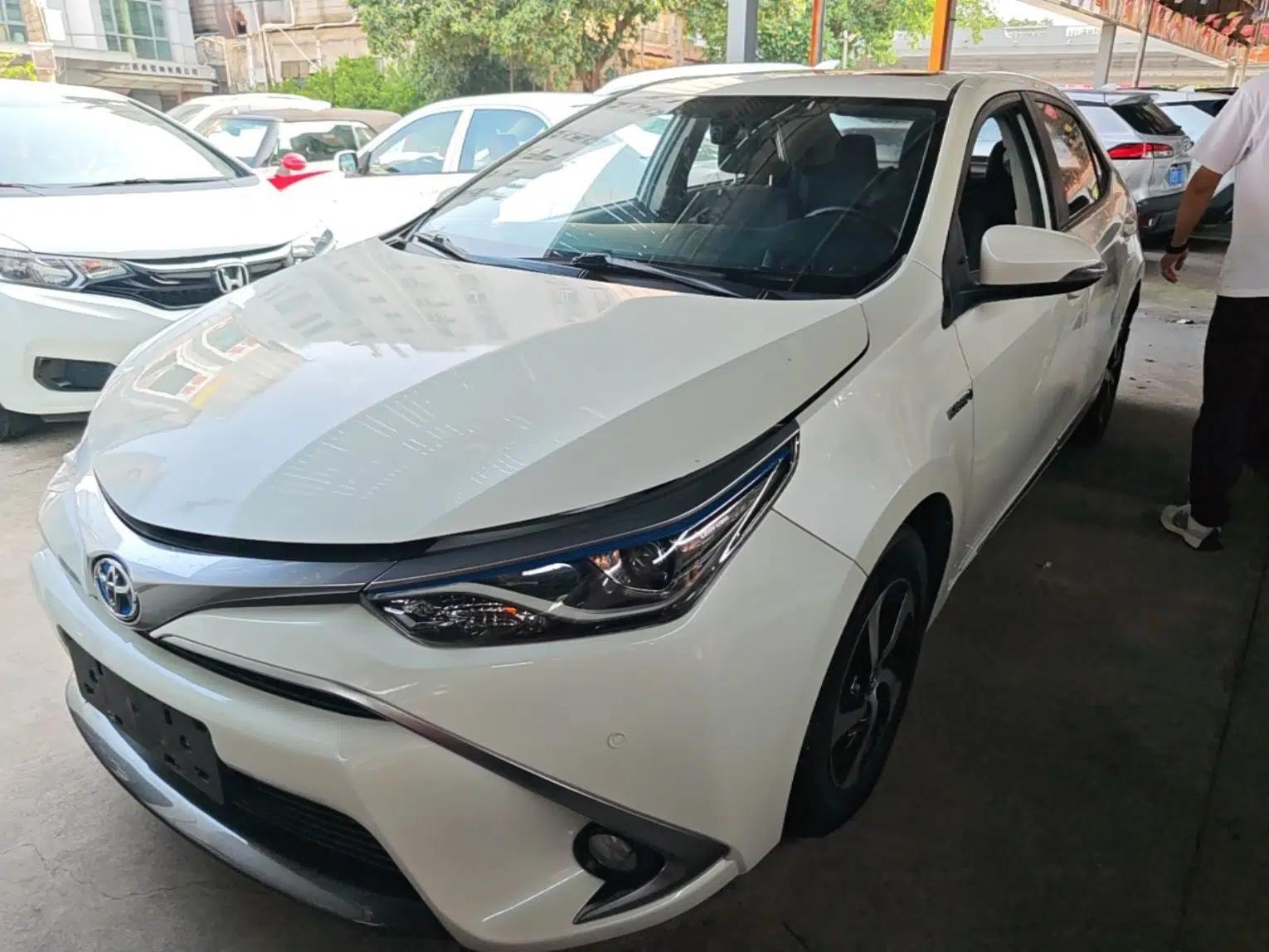 Toyota Levin 2017 Revised Dual-Engine 1.8H GS E-CVT Elite Sunroof Version China V Standard — миниатюра 1