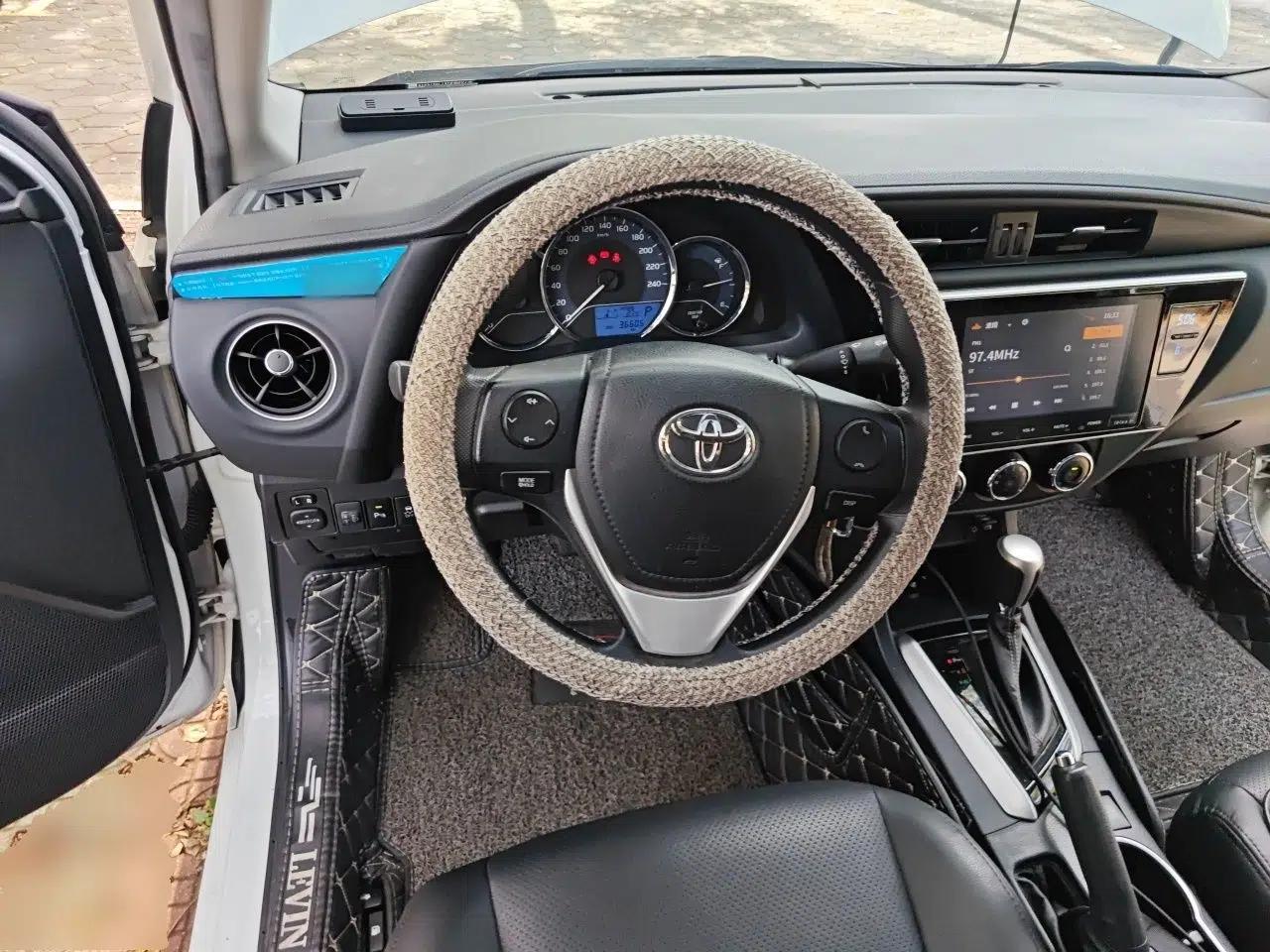 Toyota Levin 2017 Revised 185T CVT Elite Edition China V Standard — миниатюра 10