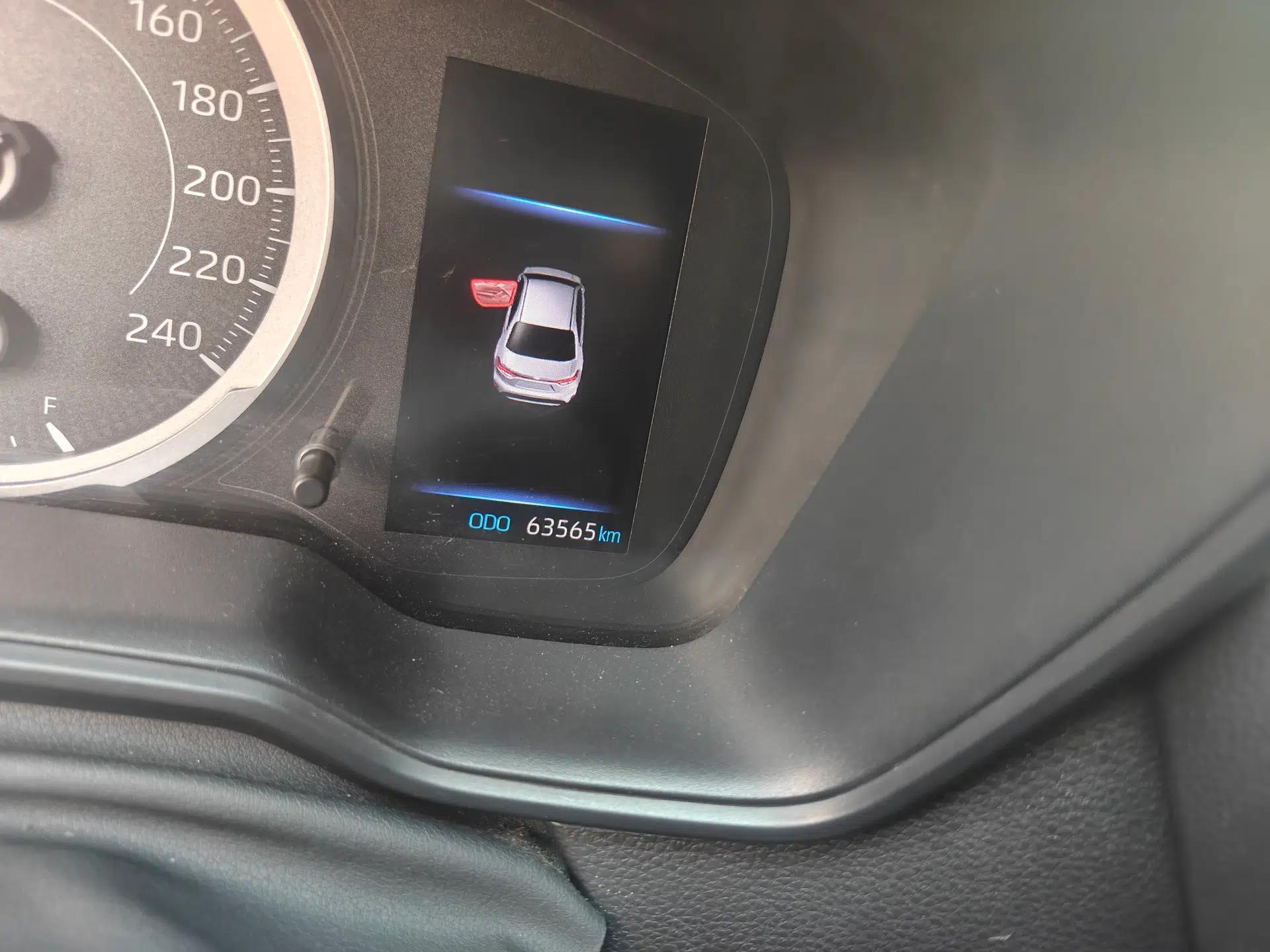 Toyota Levin 2019 185T CVT Luxury Edition China VI Standard — миниатюра 12