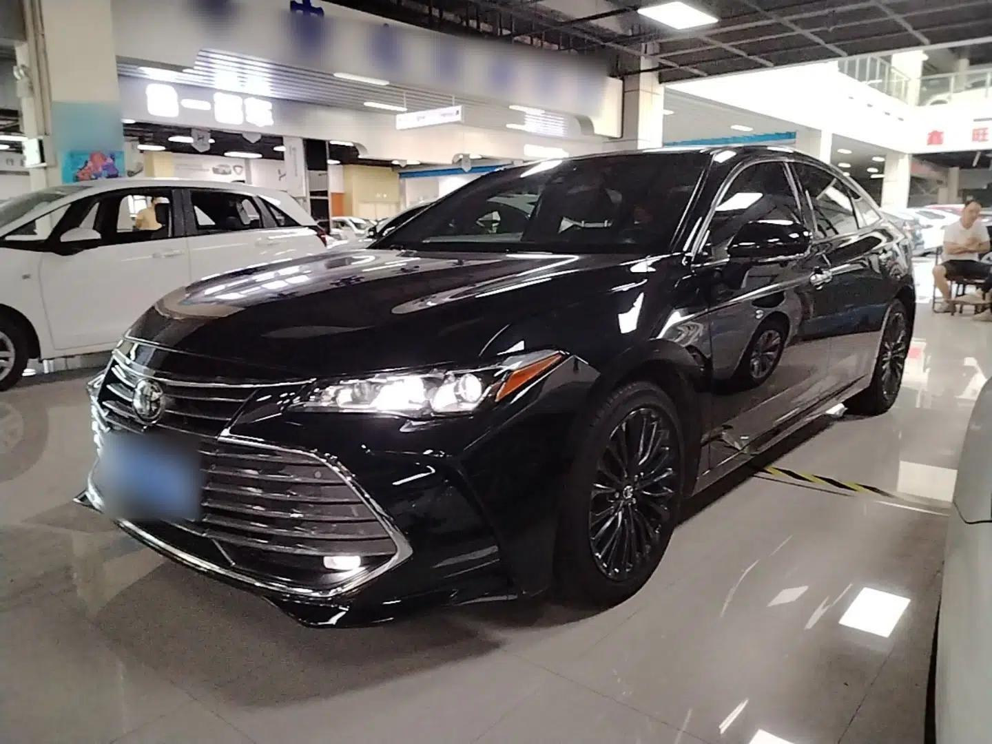 Toyota Avalon 2021 2.5L Luxury Edition — миниатюра 1