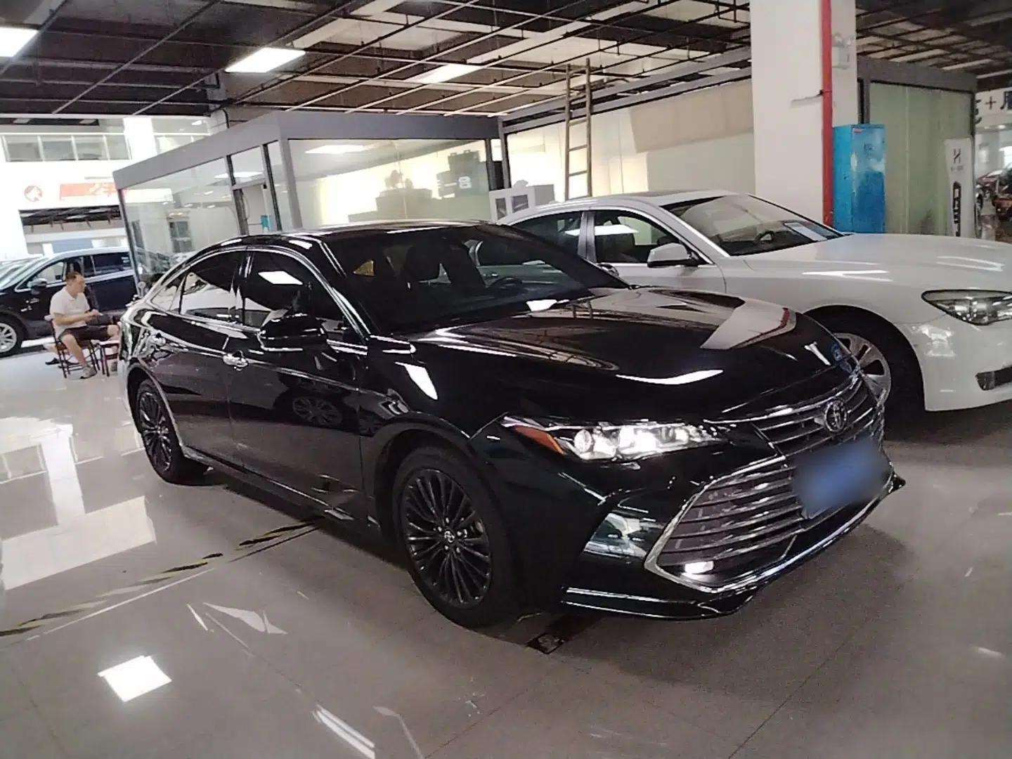 Toyota Avalon 2021 2.5L Luxury Edition — миниатюра 3