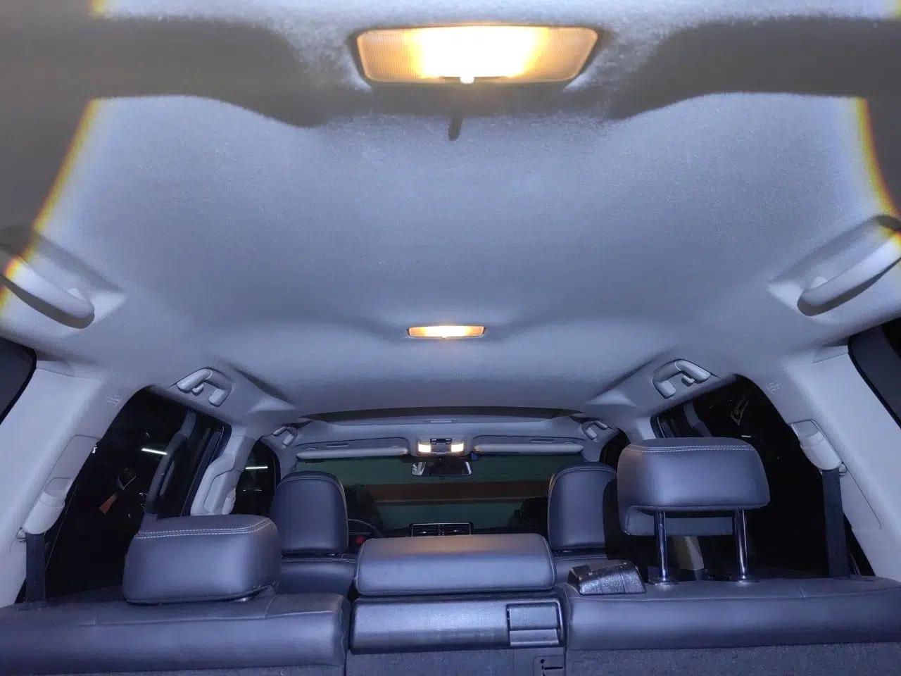 Toyota Prado 2016 2.7L Automatic Standard Edition — миниатюра 18
