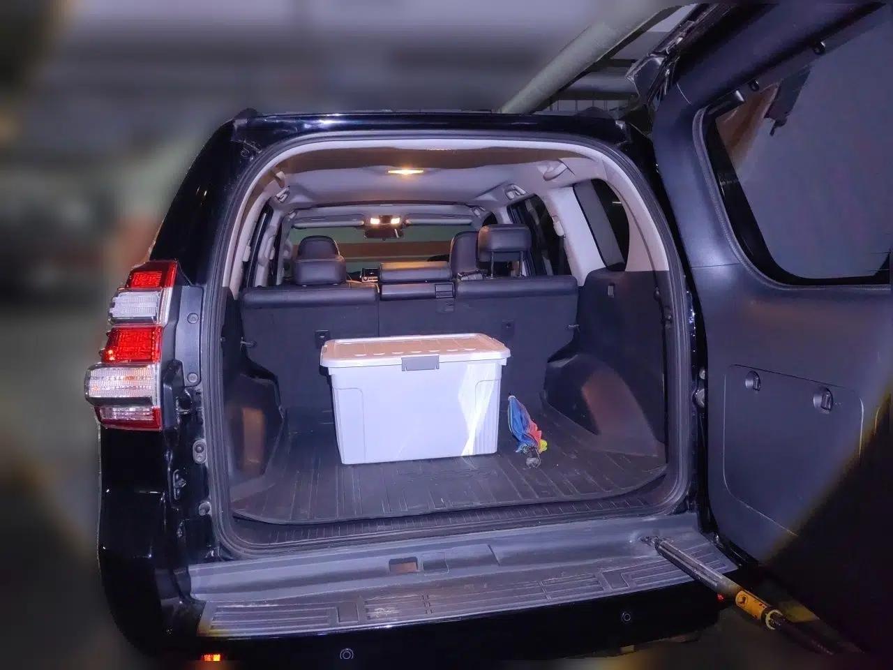 Toyota Prado 2016 2.7L Automatic Standard Edition — миниатюра 19