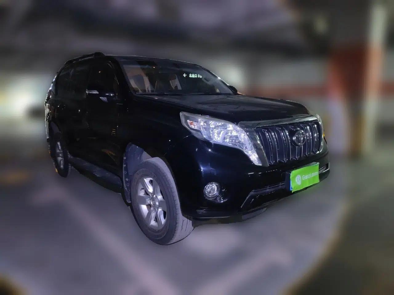 Toyota Prado 2016 2.7L Automatic Standard Edition — миниатюра 3
