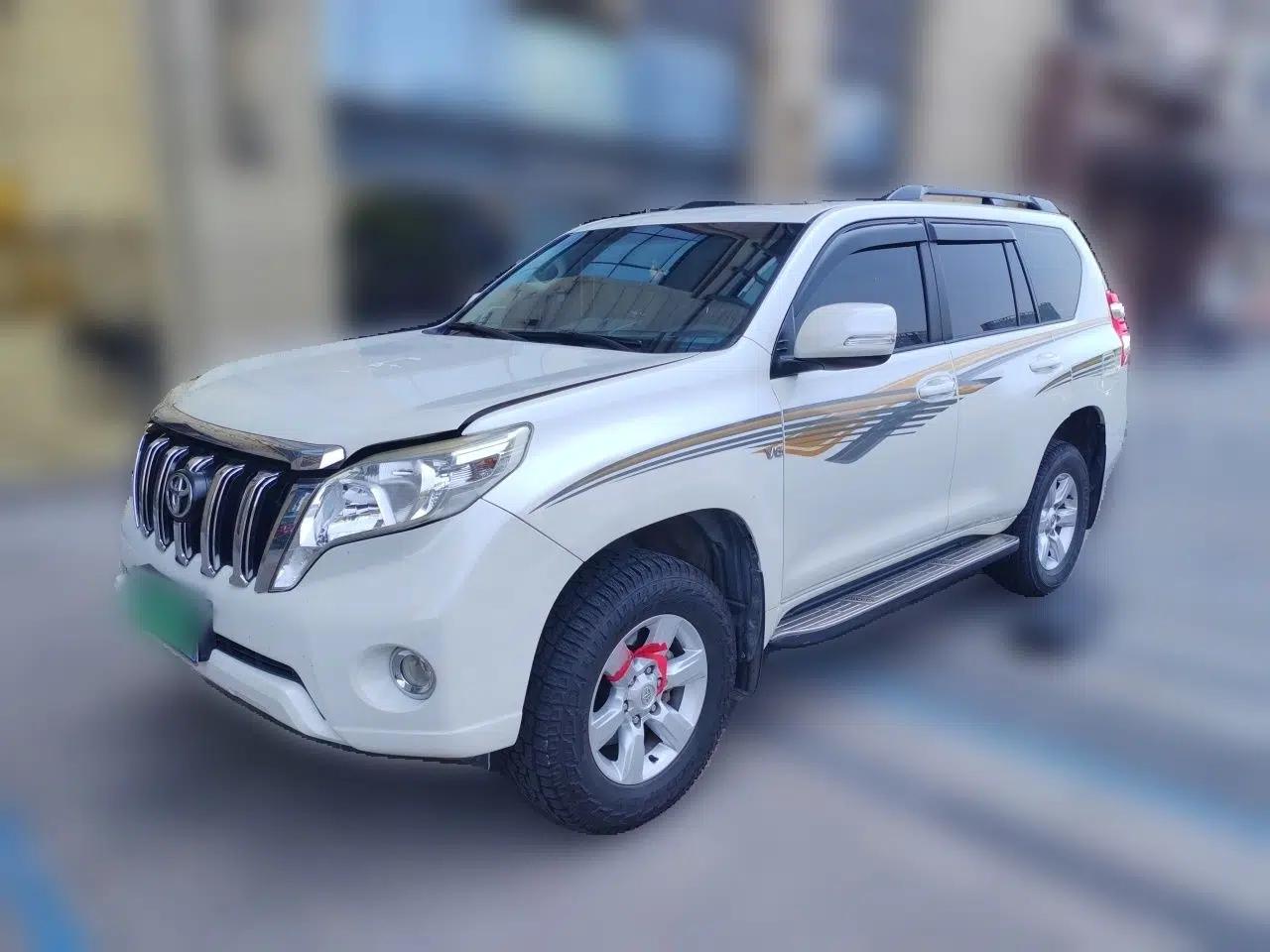 Toyota Prado 2016 2.7L Automatic Standard Edition — миниатюра 1
