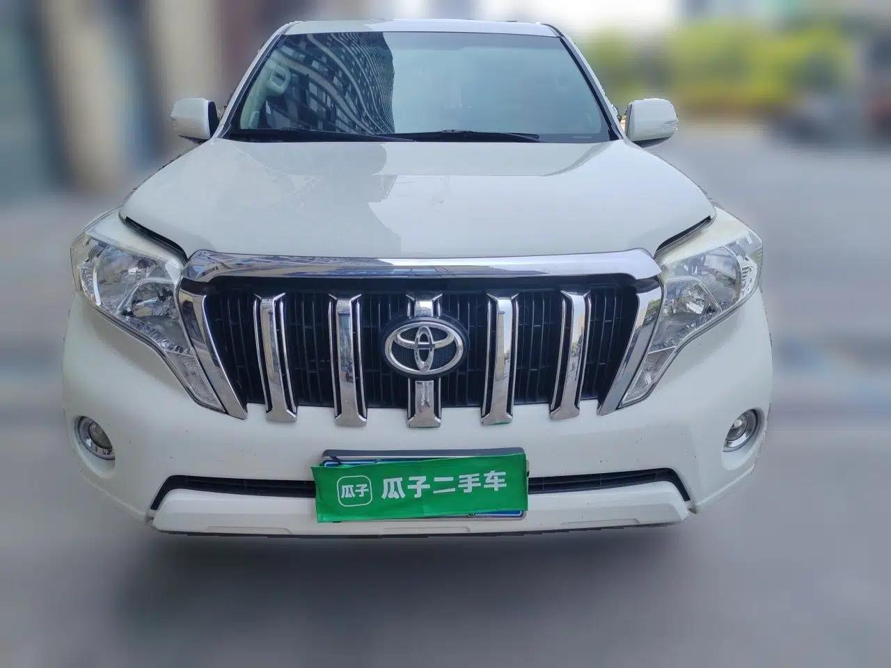 Toyota Prado 2016 2.7L Automatic Standard Edition — миниатюра 2